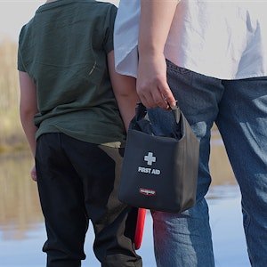 FÖRSTA HJÄLPEN VÄSKA WATERPROOF